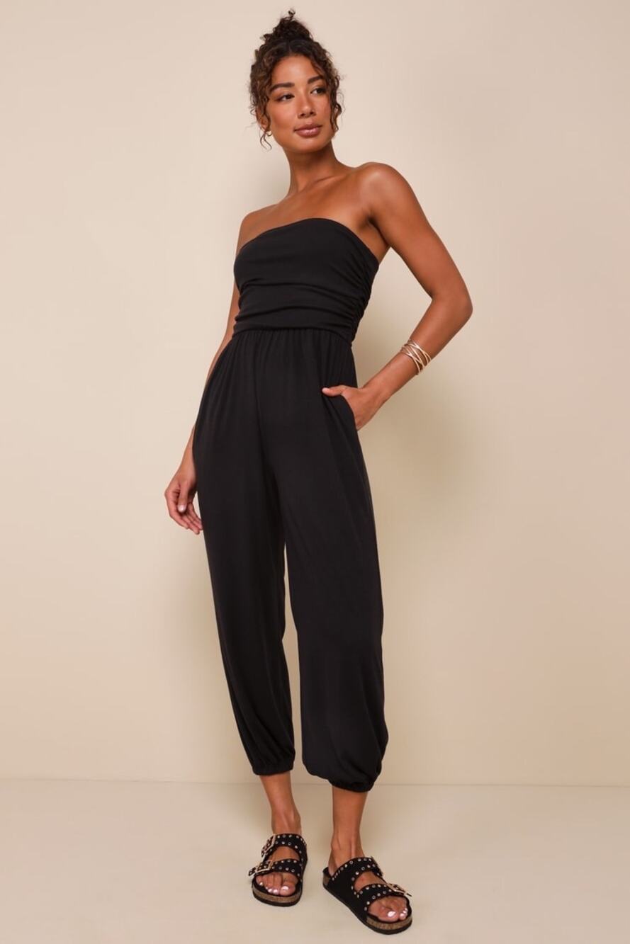 NWT Lulus Flawless Comfort Black Ruched Strapless Jogger Jumpsuit Party Size S